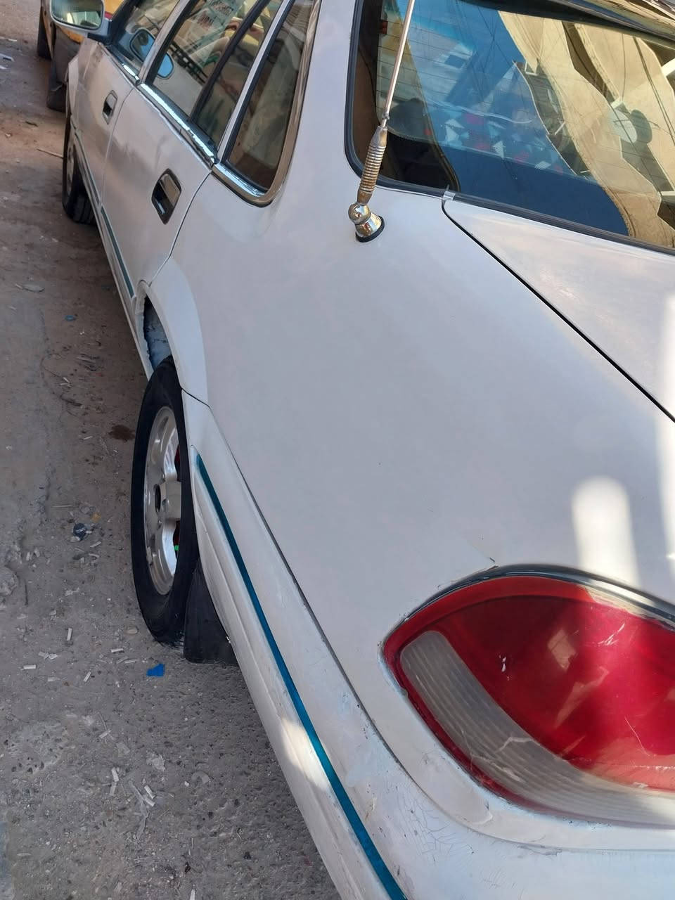 السلام عليكم للبيع دايو برنس موديل ٩٦ فراشة مصبوغة من عدى لقمارة بلادية بدون اي ظرر شاصي لغد مكفولة مكينة كير دوشمه صدر كلهن مكفوله لتبريد بي ليك بالفريزر ولمشط بذب دهن كلش قليل بسمي  سنوية جديدة رقم انكليزي هزة جديدة تحويل مباشر مكاني بعداد لحريه للستفسار *********** لسعر ٣٢
