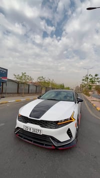 K5 موديل2023 المواصفات العادية 1-Auto hold 2-هاند بريك دكمة 3-بصمة تشغ...