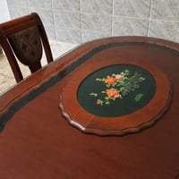 ميز طعام • ٨ مقاعد • تاجي بغداد
