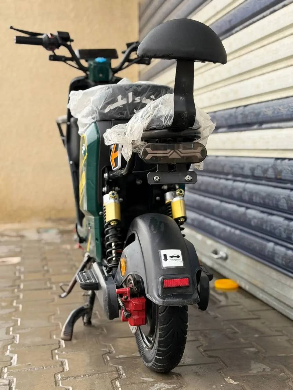 R9 • موديل ٢٠٢٦ • بطاريات ٥