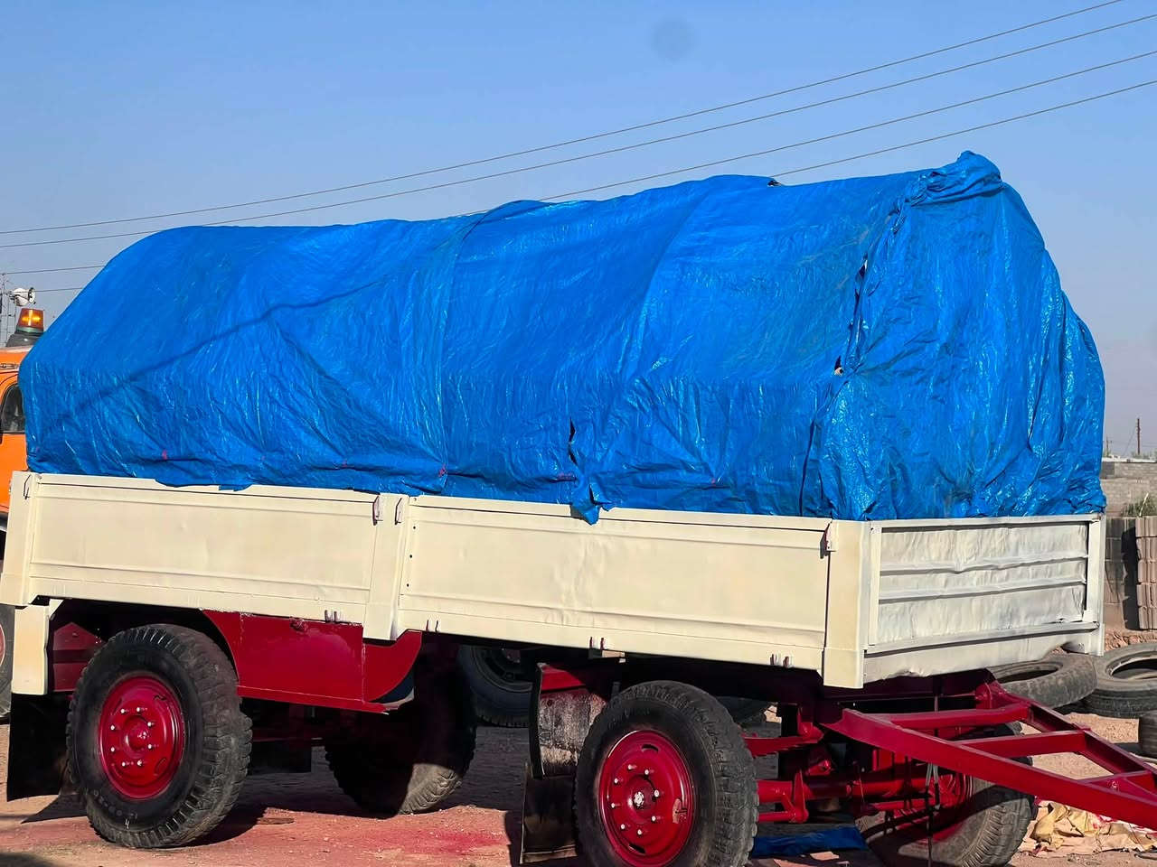 سلام عليكم للبيع عربانه طول 5 صينيه 90 استفسار ***********
