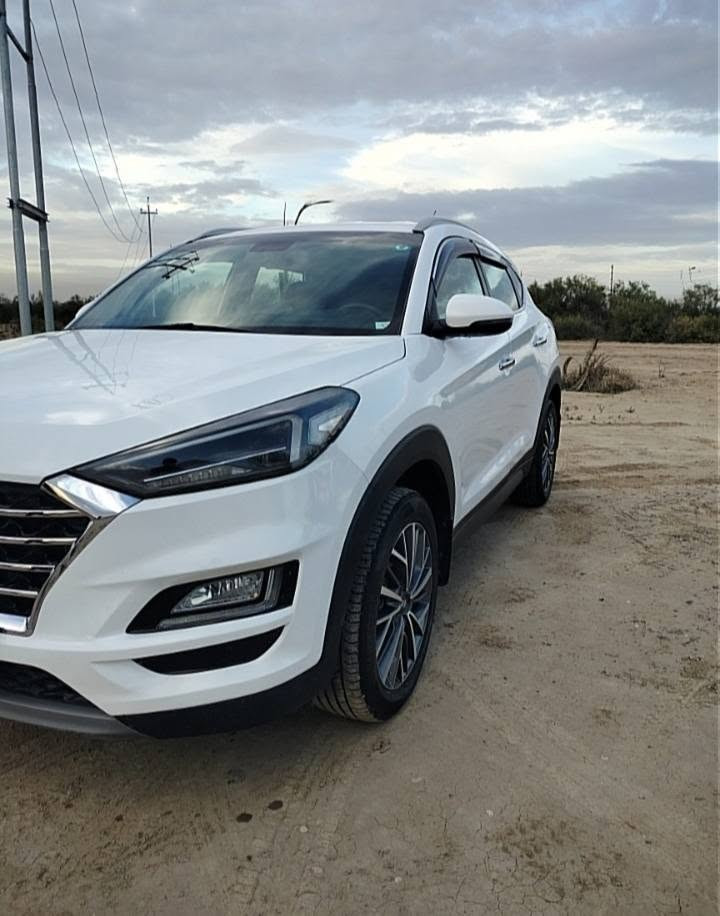 السلام عليكم 🌹 🚘 هيونداي توسان خليجي 2019 للبيع
🔹 الموديل: 2019
🔹 خليجي
🔹 المكينة: 2000 CC
🔹 الممشى: 120 ألف كم
🔹 فول أوبشن ما عدا الفتحة
🔹 السيارة جاهزة من كلشي
🔹 بيها 3 قطع
🔹 رقم بغداد باسمي
🔹 السعر: 155
🔹 المكان: الديوانية
📞 للاستفسار: ***********

