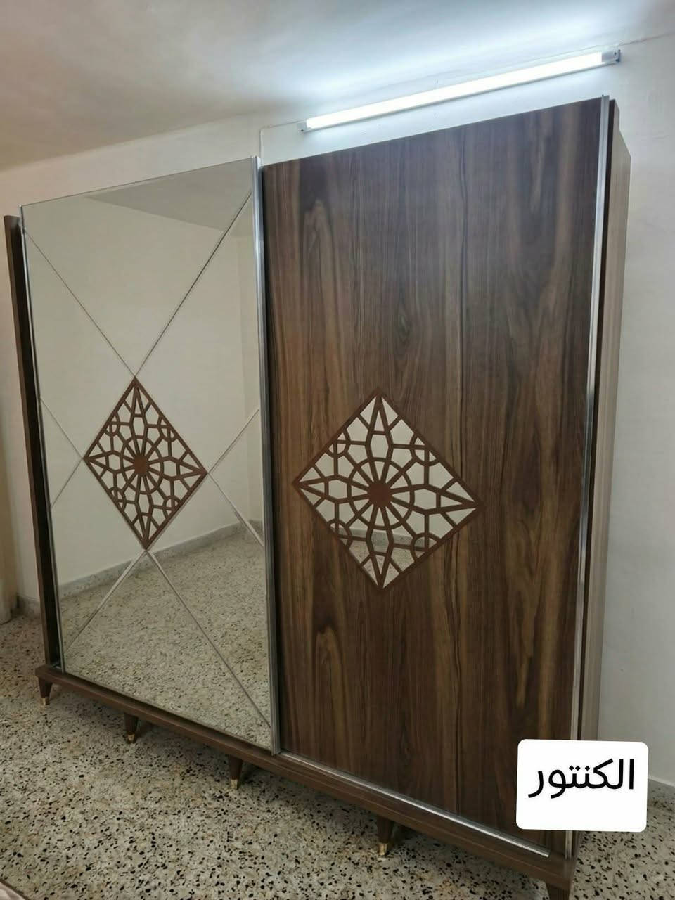 غرفة نوم تركية مستخدمة للبيع 🇹🇷
5 قطع - - - - - - > مكاني الموصل 📍
 ( كنتور طول 240 + تخت + ميز تواليت + جكمجتين تخت)

مطلوب 300 الف و بيها مجال // ادفع سعر اليعجبك بما يرضى الله

***********
