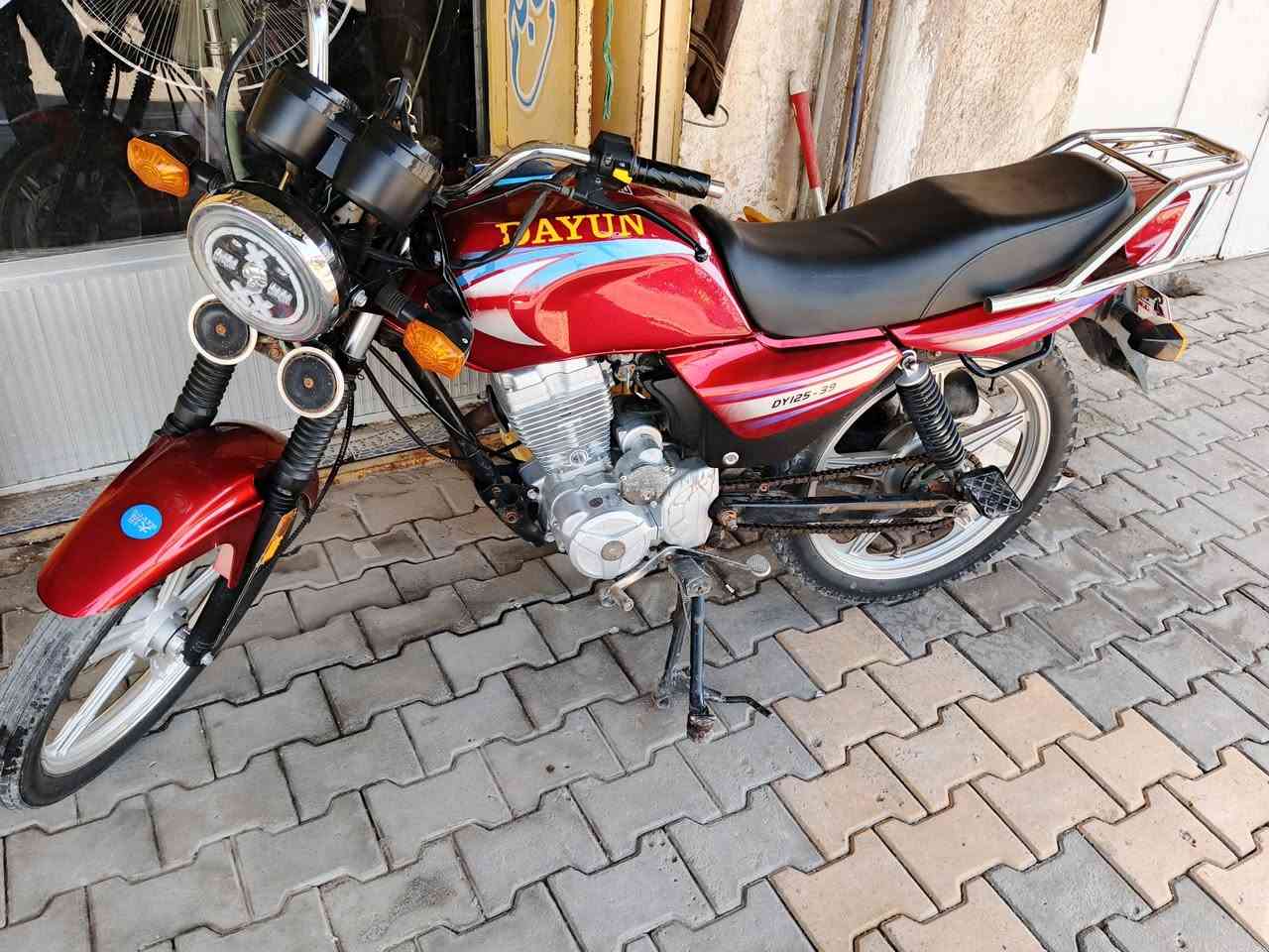 للبيع دايوان عضم موديل ١٨ اوراق أصولي كمرك مدفوع العنوان بابل محاويل ناحيه الامام ***********

