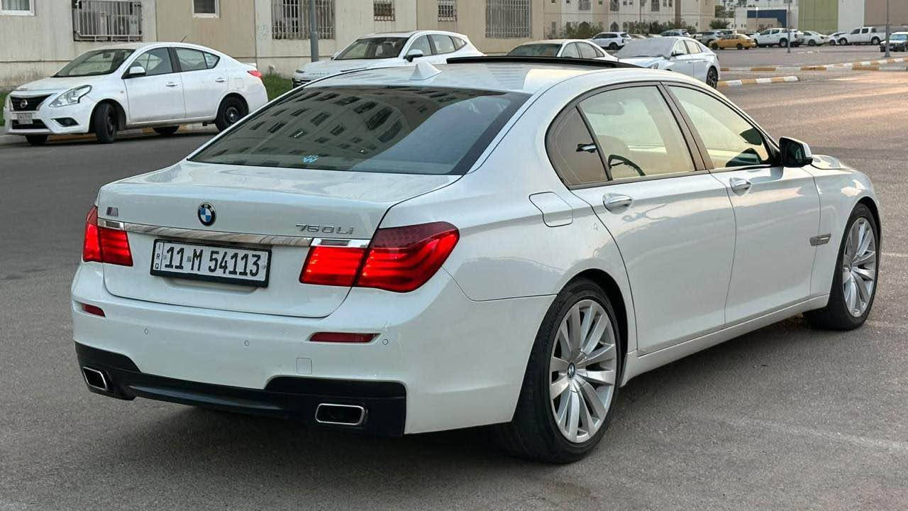 بي ام دبليو 750Li • باب طويل • محرك V8 ٥٠٠٠