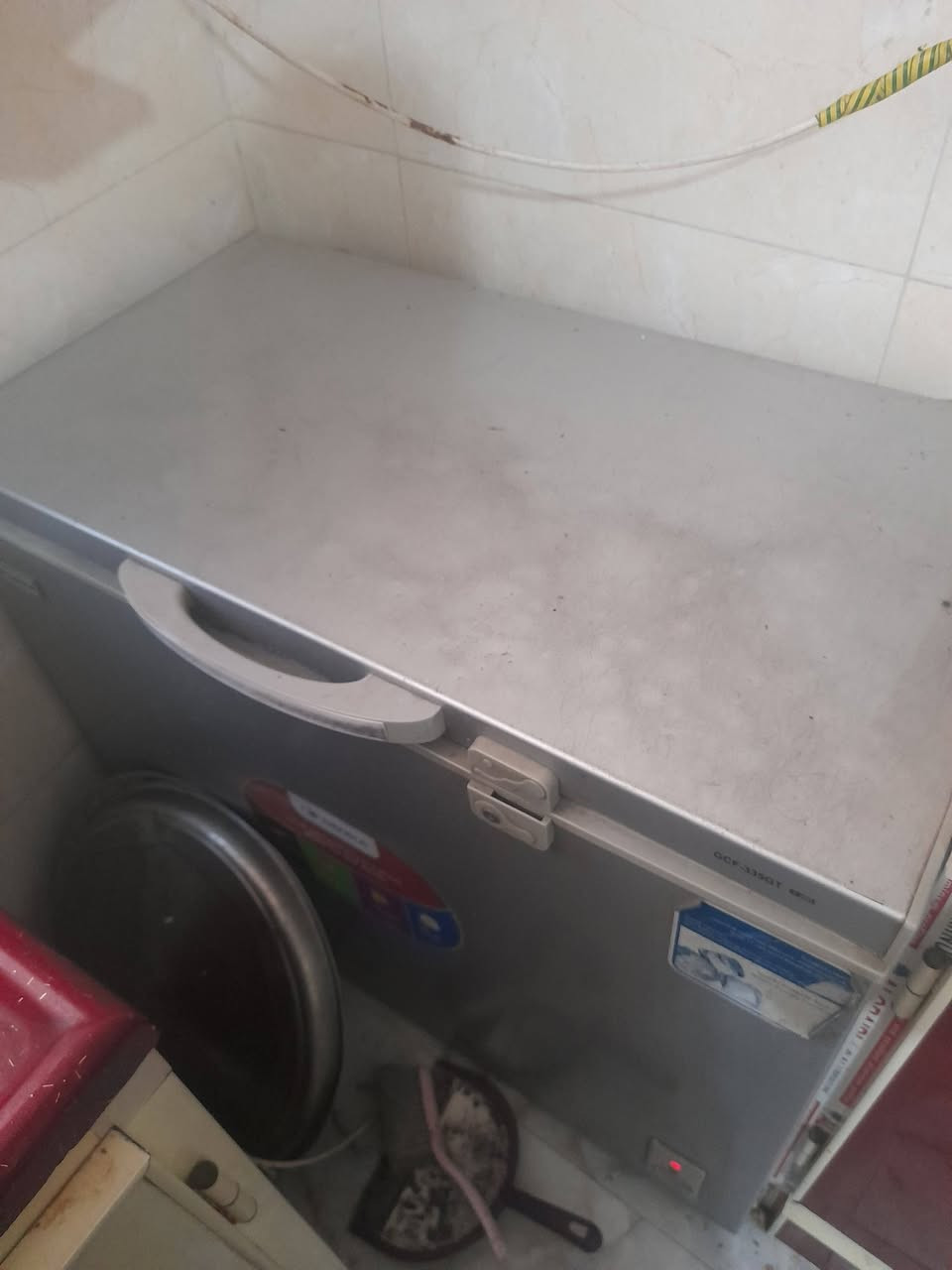 مبرده سعر ١٥٠ 
جربايه أطفال طابقين ١٢٥ 
كاونتر سعر ٢٥٠ 
طباخ سعر ١٠٠
مجمده دينكا سعر ٢٥٠ 
ستان رفوف كامل ١٠٠
طاوله مع ٥ كراسي ١٢٥
قنفات ٢ قطعه سعر ٩٠ 
شاشه بلازما سمارت ٧٥ 
صوبات نفطيه ٤٠ عدد ٣ 
دوشك قطن نفرين ٥٠ 
براد ماء ٧٥ عدد ٢
لوندري بخار ٧٥ 
طبله طعام ٢٥ 
للتواصل عنوان كربلاء فريحه قرب ماركت الأمين ***********

