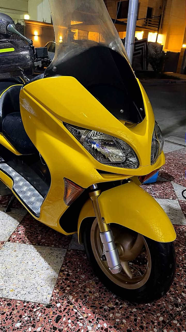 سلام عليكم 
للبيع 
فورزا 0/8دراجه جديده كفرات ومكينه بلاد وين متريد افحصها دراجه ماخذه من معرض علاوي القائد 
ودراجه بيها جامه طويله ودبلات وتجوه وبيها بعد غراض كلهن مال يابان 🇯🇵
مكان الدراجه بغداد 
الاستفسار اكثر اتصل ***********
