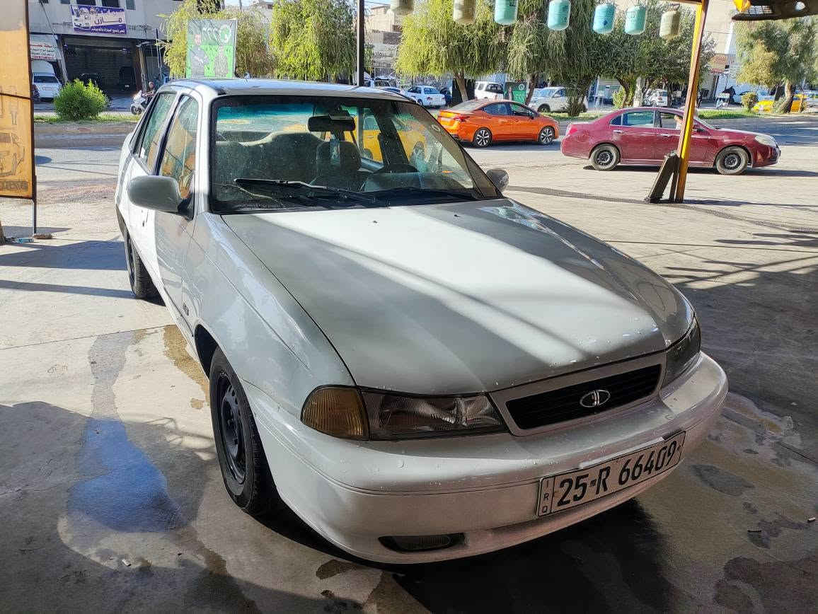 سلام عليكم اخوان دايو سلو 1995 
گير أوتوماتيك
 محرك و گير بشرط✅
 بيها اماكن صبغ بدون حادث✅
تبريد ثلج❄️
سنويه 2029
رقم كركوك الماني
سعر 40و بيها مجال
بدون مراوسه الشراي يخابر
*********** كركوك, العراق
