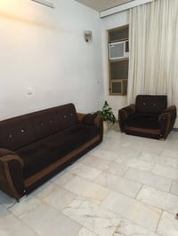خمس مقاعد • يحتاج سفنج • بغداد الدورة