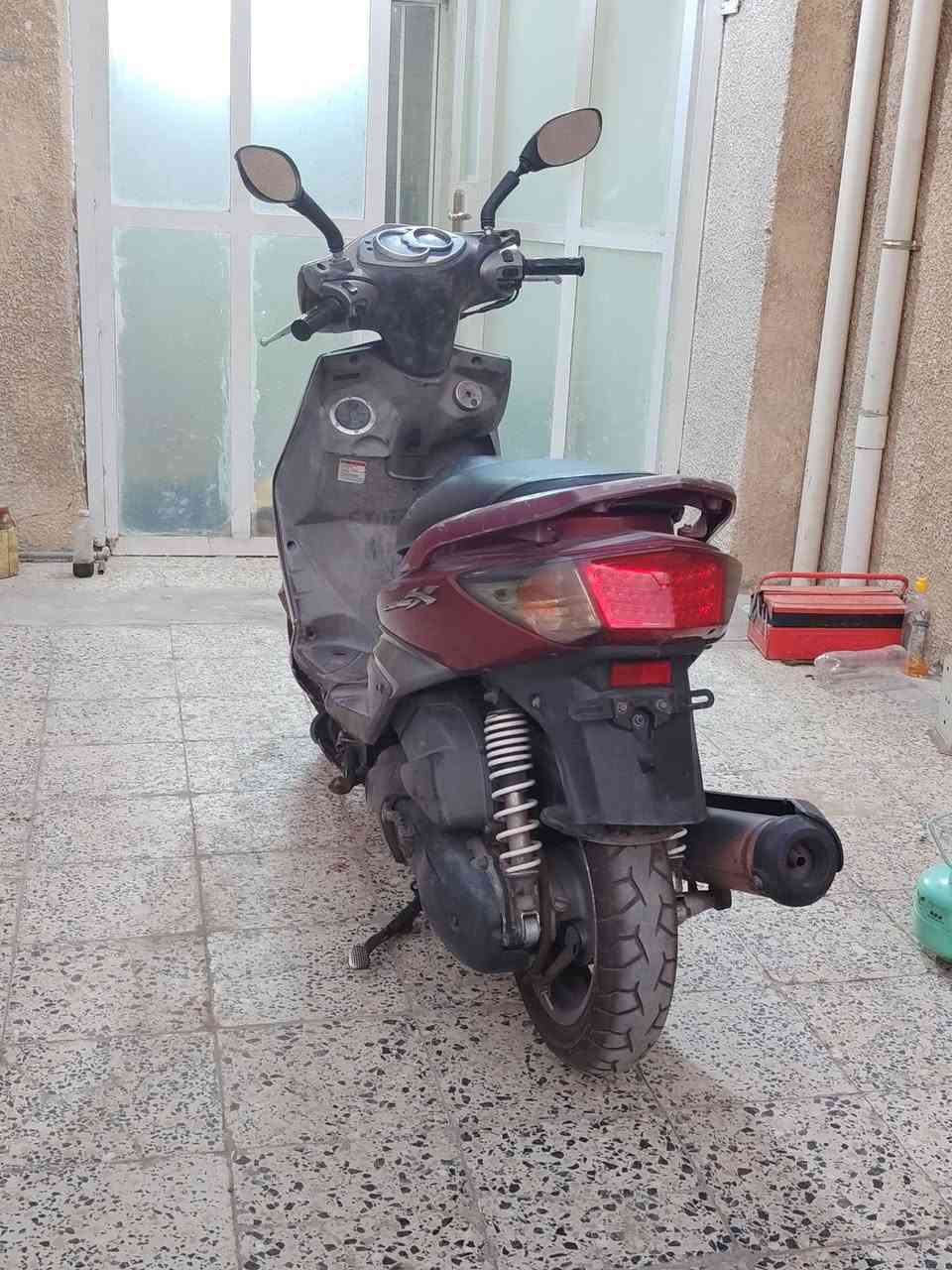 سلام عليكم
سكنس فحل انگلبت بيها واريد اترك الدراجات 
عارضها ب600وبيها مجال بيها بعض المشاكل 
للستفسار وتسابى***********
