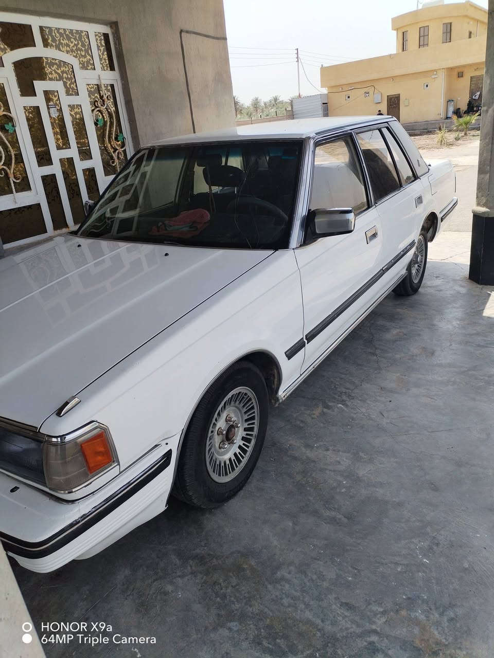 السلام عليكم    َ تويوتا سوبر موديل 1987 كشرها بلادي محرك كير جيد الكير اوتماتيك تبريد شغال   محركها ٦ سلندر بلاديه تايرات جدد سياره كامله رقمها بغداد انكليزي  بأسمي ومكانها بغداد التاجي  المشاهده قرب كلية الرشيد لتواصل *********** بي واتساب والسعر$40

نص مكتوب في الصور:
- HONOR X9a
- 64MP Triple Camera
- O HONOR X9a