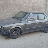 بي ام زعرة رقم نجف ما اندل صاحبها محور ونجي گير اوتماتيك  للمراوس هم ب...