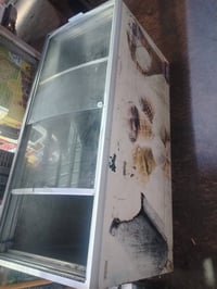 كارضه طرحيه للبيع حجم كبير تبريده خير من الله رايده ب150 وبيه مجال بغد...