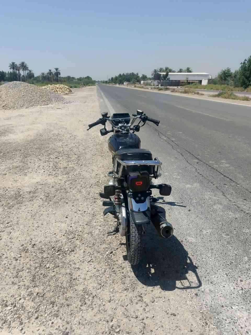 السلام عليكم 
دراجه سافانيه موديل2025للبيع الدراجه كامله ماناقصه ي شي 
الدراجه خير من الله كهربائيات محرك خير من الله 
السعر خاص رجائاً المايشتري لايتعبني ولا اتعبه 
العنوان بابل الحمزه الغربي منطقة الزبار مابين الحمزه الغربي والشوملي 
التواصل خاص 
او ع هاذا الرقم 
***********
