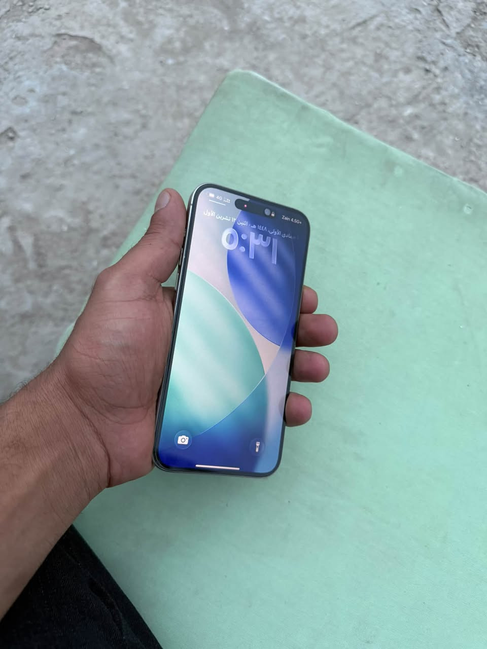 ايفون 15 برو ماكس • وتر بروف • بطارية ٨٢٪