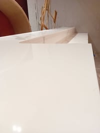 اي واحد محتاج اشتغله كوارتز عندي محل وسعار زينه الله يرزق الجميع مكان ...