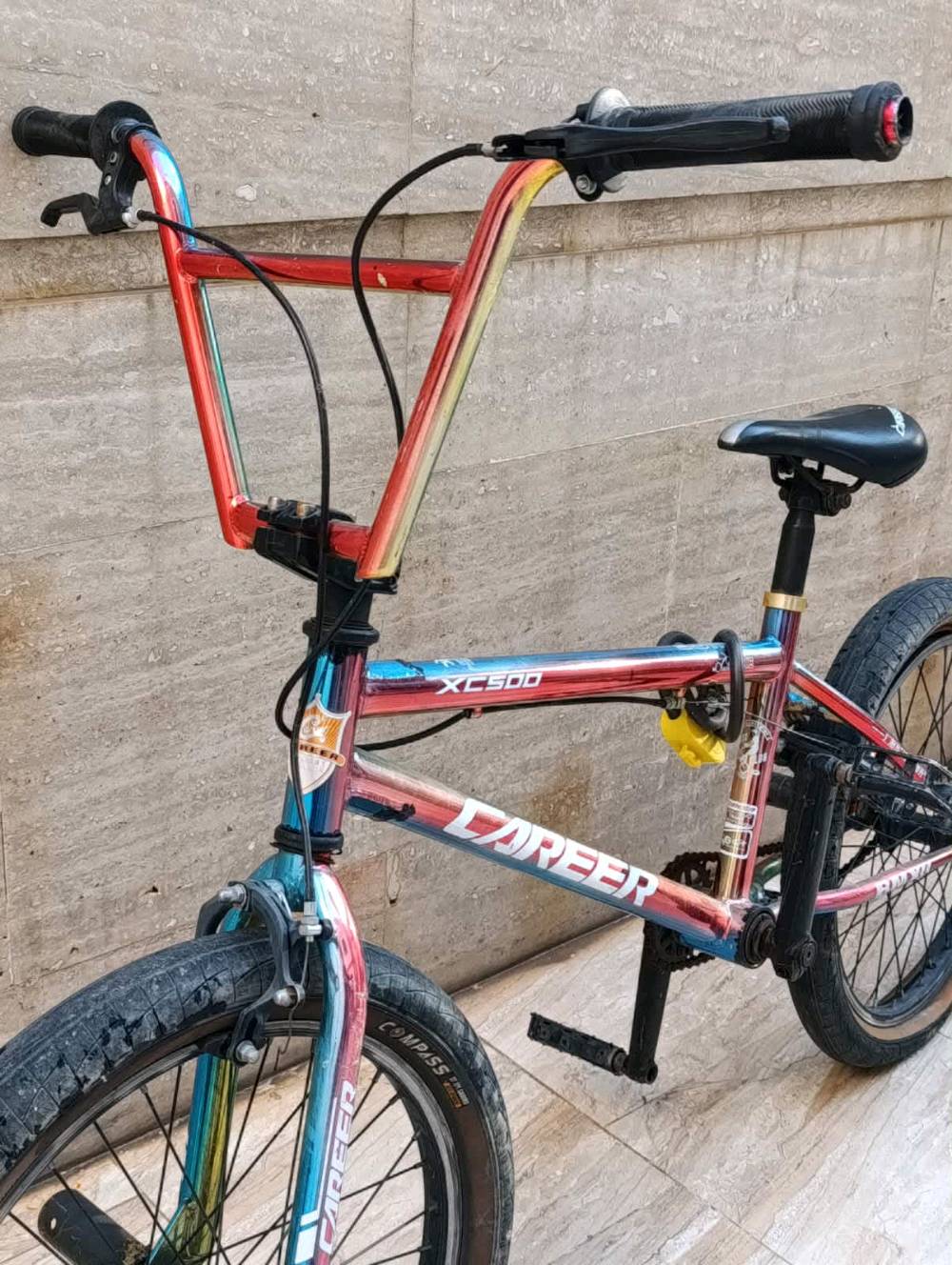 بايسكل للبيع BMX سبع الوان نضيف كلش العنوان النعمانيه وموجود بالكوت هم السعر 135 وبي مجال