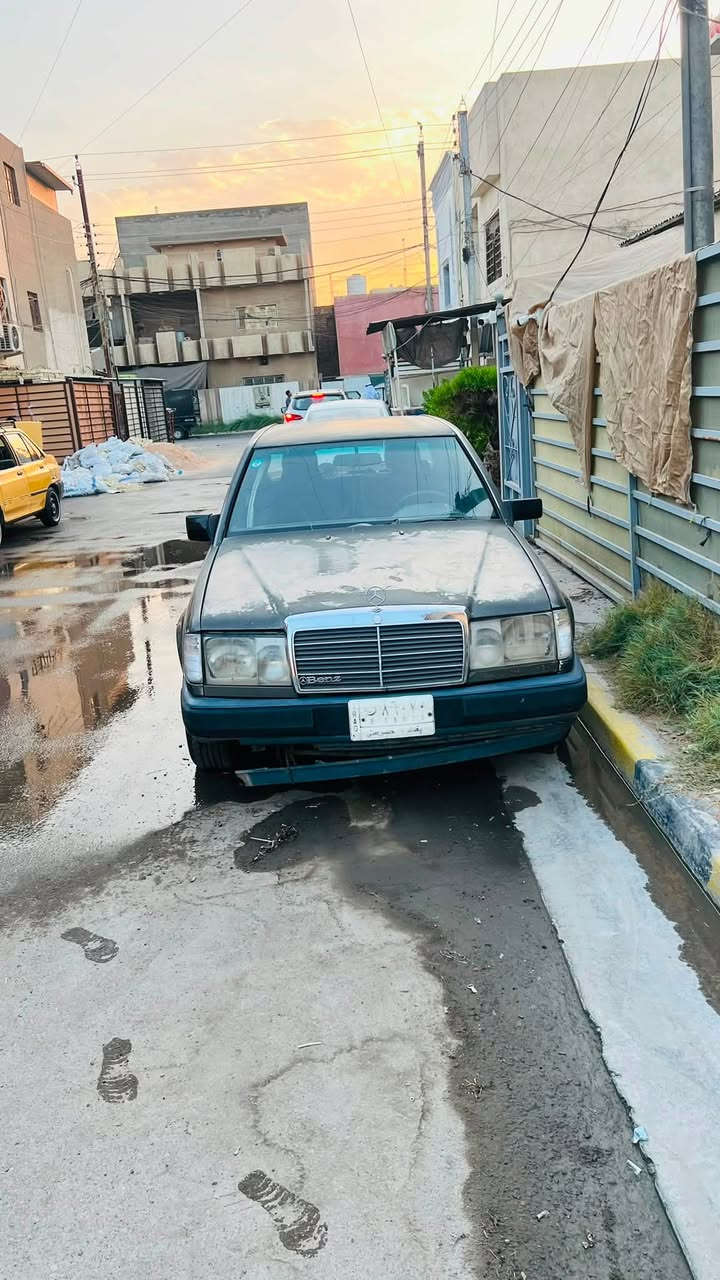 سلام عليكم مارسدس دب للبيع مكينه وكير بلاديات 
السعر 45 وبيه مجال مكان السياره بغداد حي العامل
‭***********‬
