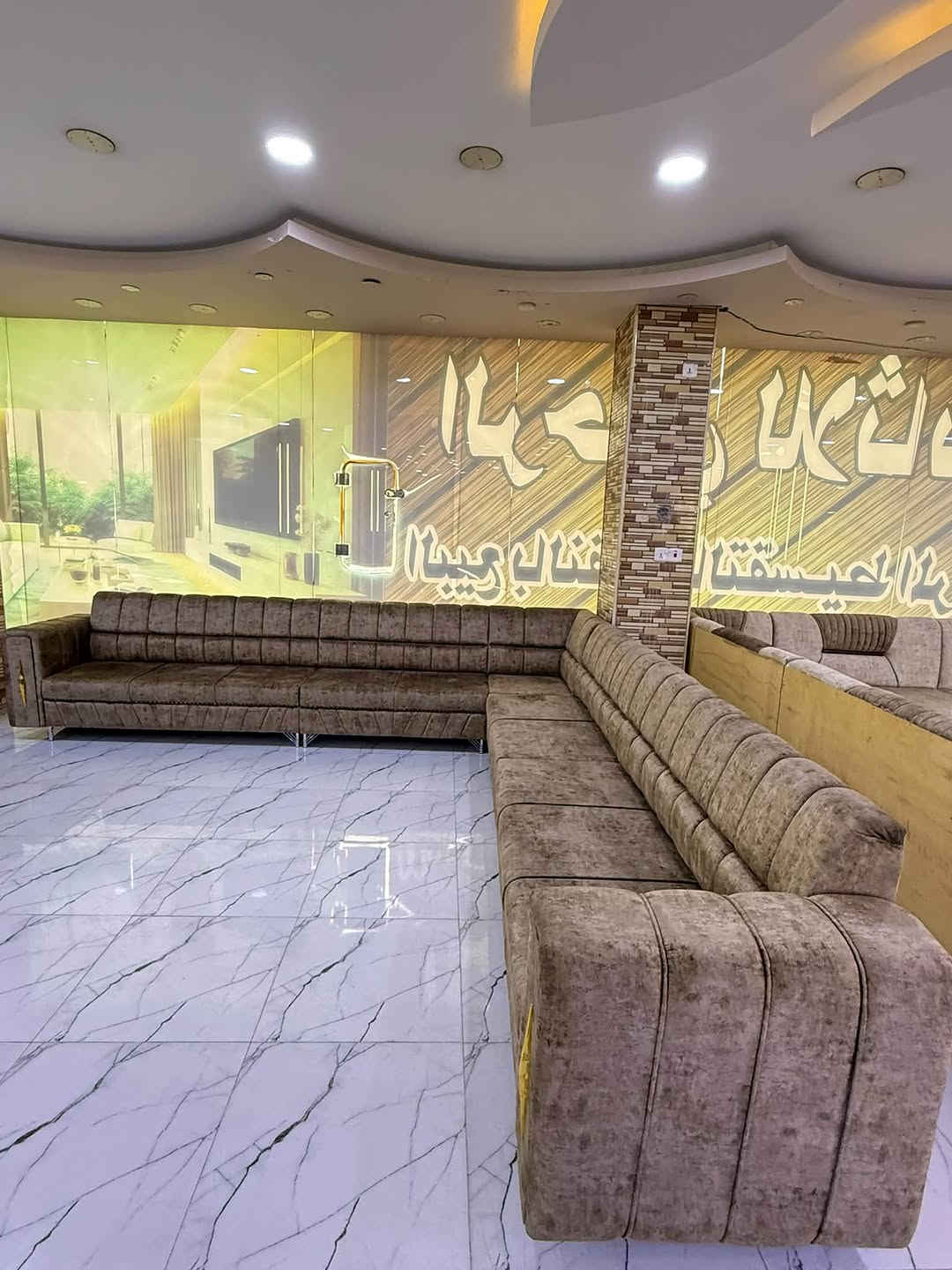 ديوان روما • ٨،٥م • ٥ قطع