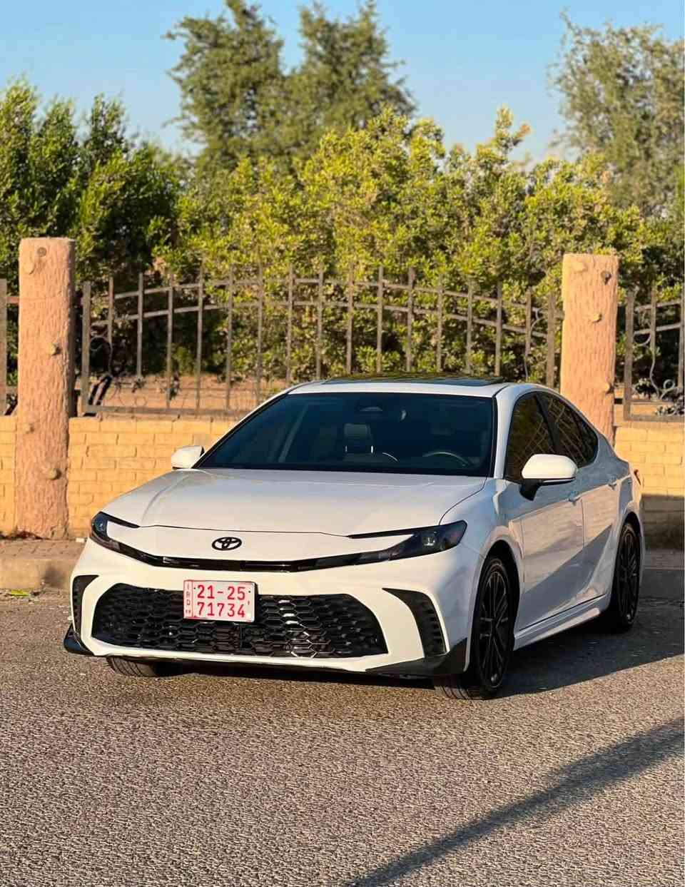 السلام عليكم كامري مرقمة اربيل  بلاص تنته SE موديل 25
محرك 2500 وهايبرد

فول مواصفات سلات وكشن جلد وكاميرا وتدفئة الكشن وتدفئه الستيرن ورادار أمامي وجانبي وخلفي وقياده ذاتيه 

ماشية 50 ألف بدون صبغ

إيرباج طاك وراجع 

بيها تعديل PDR

مقدمة البونيد فقط ضررها موجود بالصور تحفة مو كامري

سعرها 255 وبيها مجال مكان السياره كركوك الحويجة / مرقمه اربيل بأسمي ‼️🚨 رقمي *********** تواصل رقم او واتساب
