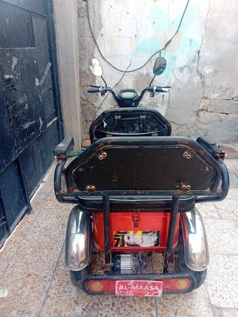 درجة شحن للبيع نظيفه مثل ماواضح بالصوره شغاله مابيه اي عطل 3 تايرات السعر 400وبيه مجال المكان الحسينيه الراشديه للتواصل ع الرقم *********** والواتساب موجود
