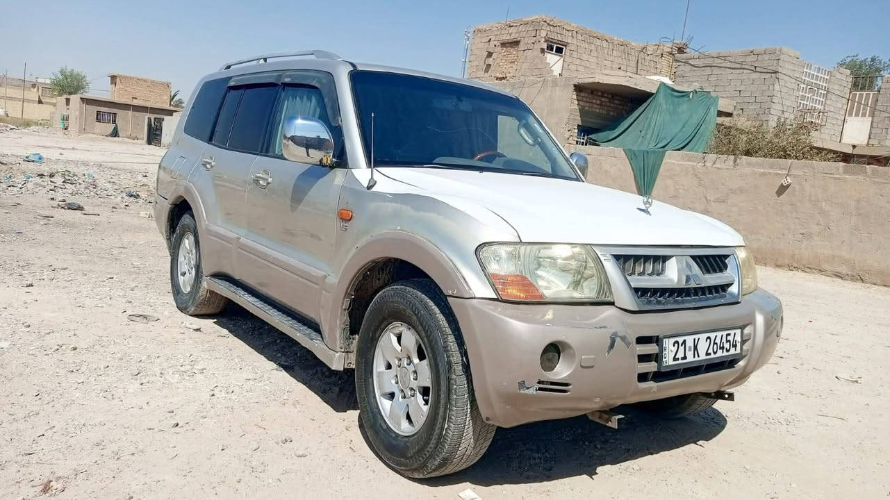 السلام عليكم ورحمة الله وبركاته
باجيرو موديل 2005وارد أمريكي محرك 3000المرغوب 
سيارة جاهزة 
تبريد ثلج 
تخم تاير جديد 
صدر جديد 
شاشة  
كشنات مخمل 
7 راكب 
كير مكينة جدد مكفولات
سيارة ماشاء الله جاهزة 
مكاني بغداد جسر ديالى الجديد 
السيارة بسمي 
رقم ***********
السعر 65

