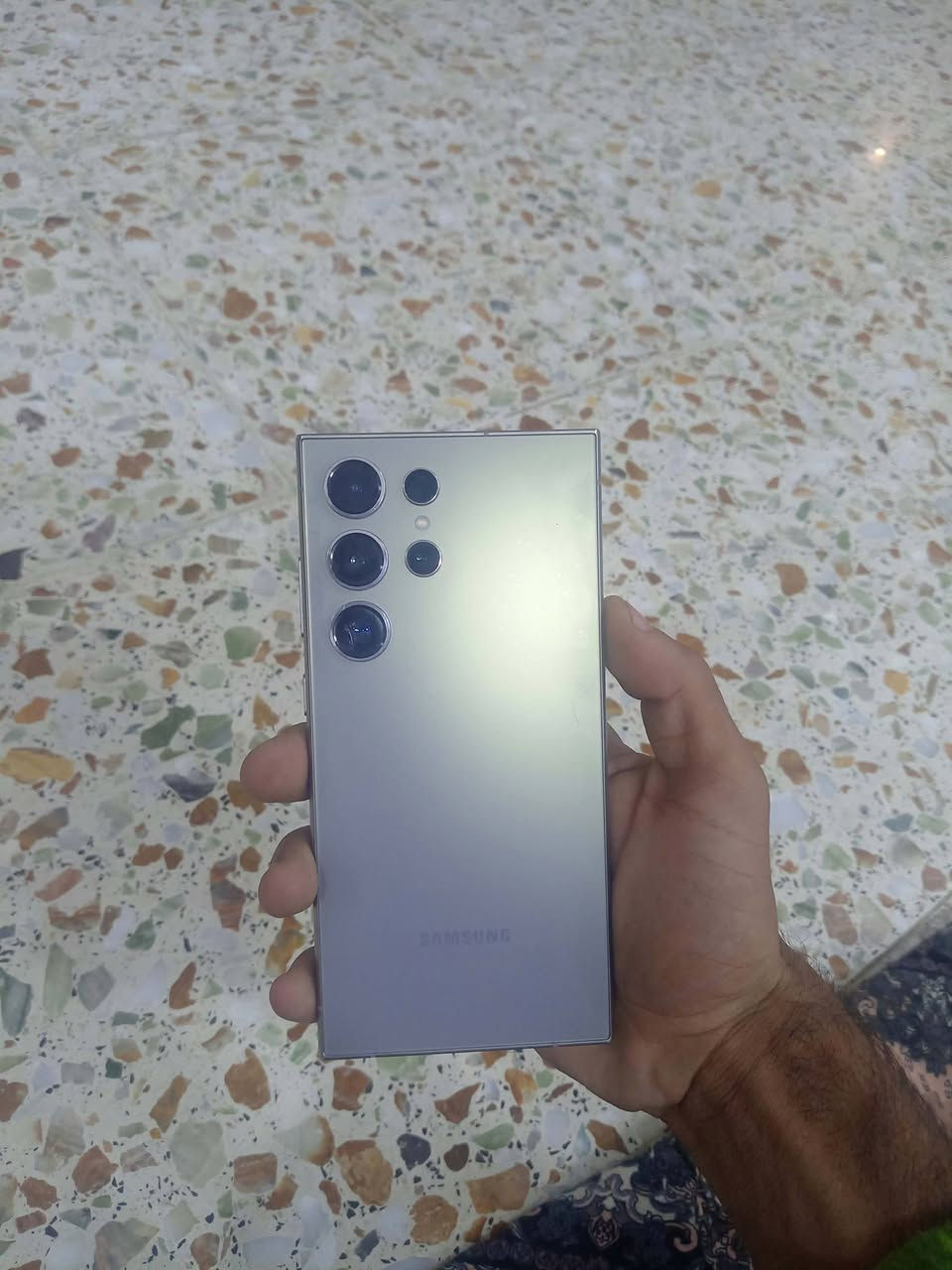 سلام عليكم S24الترا الجهاز ذاكرة 512 يعني نص تيرا  ممفتوح الجهاز كلش نضيف بي ملاحضة بل شاشة نقطة سودة ما ماثرة ع اللمس  غيرها اكفلة بكفالتي الشراس يراسل خاص

نص مكتوب في الصور:
- المنشورات
- بيع وشراء موبايلات في بغداد
- مستطفى عدنان سلمان - الآن
- سلام عليكم S24 الترا للبيع ذاكرة 512 الجهاز دبل شريحة ويا كارتونة ويا كيبل مالته اصلي الجهاز كلش نضيف بس بي نقطة سودة بل شاشة ما ماثرة ع اللمس سعرة 850 وبي مجال
- ٩:٥٦
- حول الهاتف
- الخاص ب مصطفى S24 Ultra
- إعادة تسمية
- اسم المنتج
- Galaxy S24 Ultra
- اسم الطراز
- SM-S928B/DS
- الرقم التسلسلي
- RFCX6177BLL
- SIM 1
- رقم الهاتف
- +9647867378211
- الشبكة
- Zain IQ
- IMEI 1
- 355731677881238
- SIM المتاحة
- IMEI ٢
- 357846947881236
- معلومات الحالة
- معلومات قانونية