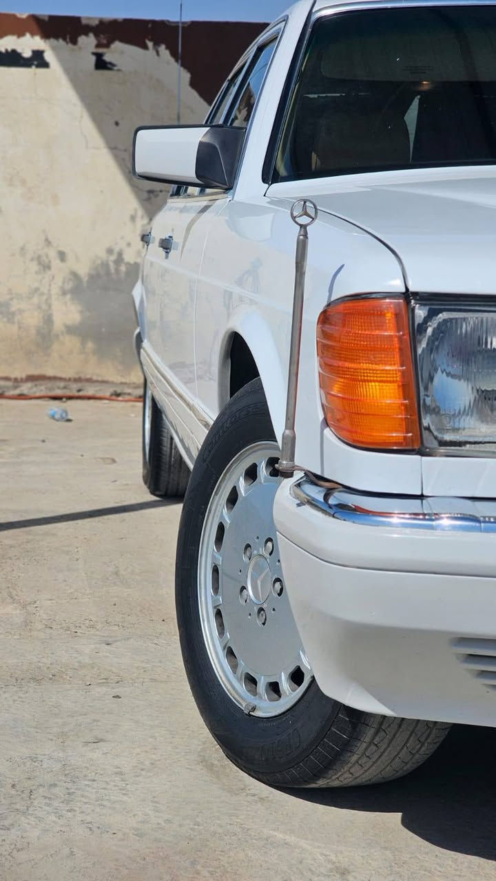 مارسدس موديل 91
محرك ابلادي 
غرفه بالنايلون 
السياره فتحه 
مصبوغه جماليه 
السياره من الدعاميه
الى الدعاميه ابلادي 
ولا شي محور والسياره 
احلى من الصور
رقم صلاح الدين 
جديد تحويل ثاني يوم 
***********
السعر 98

