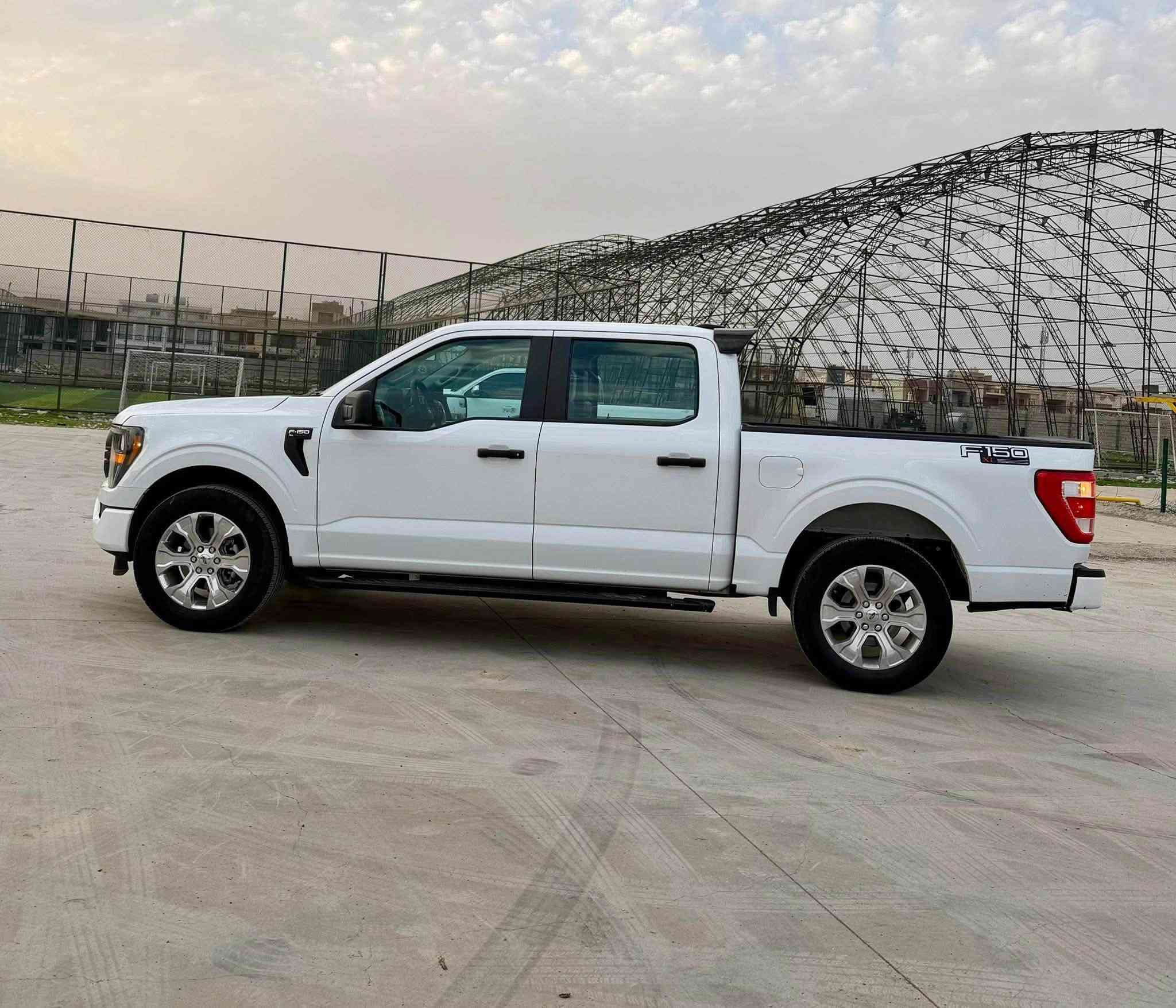 السعر السياره :٢٥٥$ورقه وبيهه مجال
فورد F-150-Ford
موديل. 2023
ماشية. 63 الف 
محرك. 8 سلندر
تو ويل. 2*4
باب طويل بدي قصير المرغوب
جاملغ صبغ مكانين تعديل بارد 
بدون ارباك بدون دواخل. 
 رقم شاصي بالمنشور
رقم اربيل. فحص هزه سنويه كلشي جديد
***********/***********
