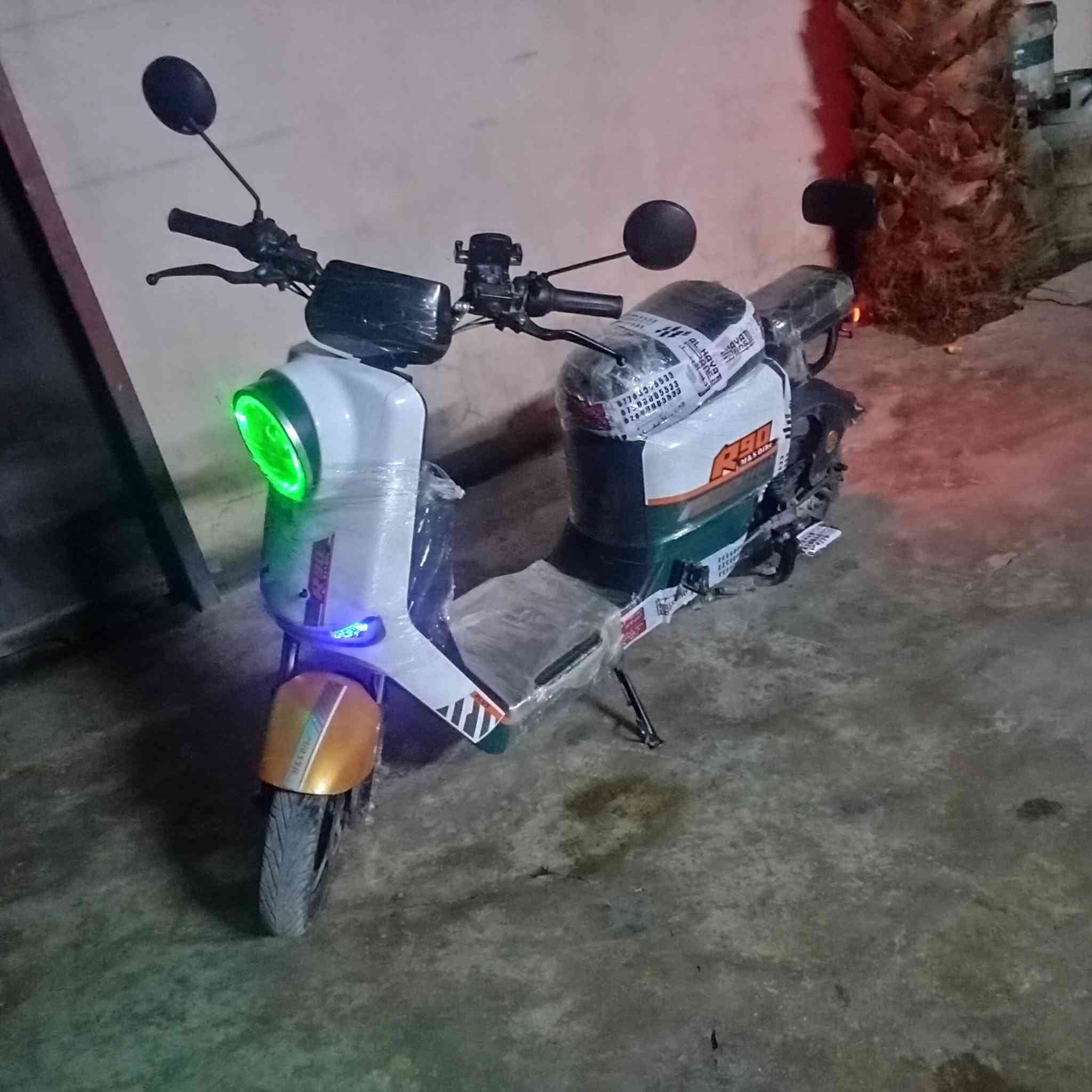 دراجة شحن R90 • بطاريات جديدة • بنجاعلي