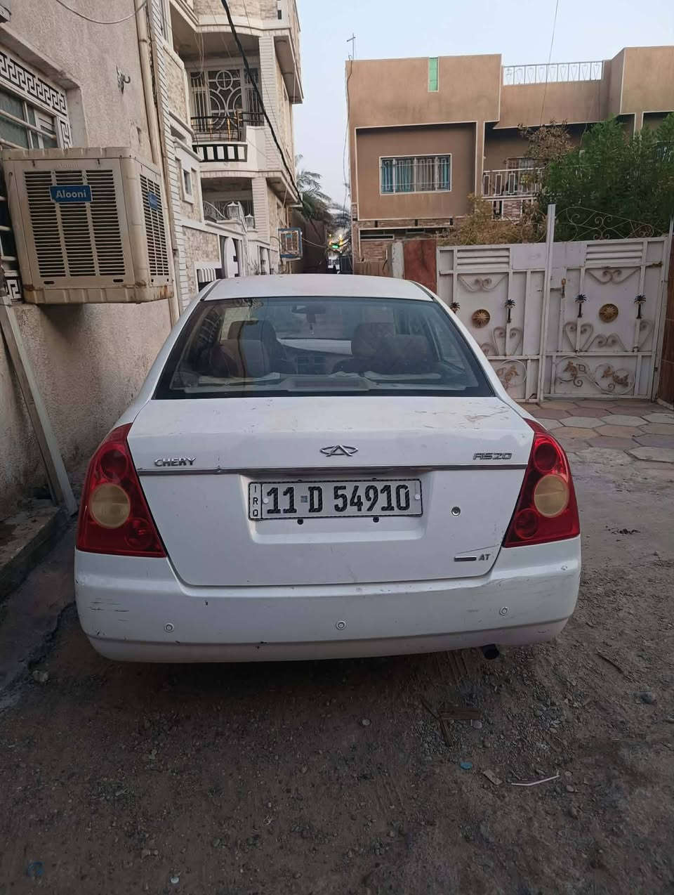 السلام عليكم
شيري A5
موديل ٢٠١٣ 
جديد جديد جديد و مكفولة 
محرك بلادي 
كير بلادي 
تبريد ثلج 
كهرباء كلها شغاله 
صفاحات موس 
بسمي رقم بغداد السياره كامله حط اغراضها مال الشركه والكتالوك بعدنا موجود سياره ضاميها كنا متروكه 
العنوان بغداد الكريعات ***********
