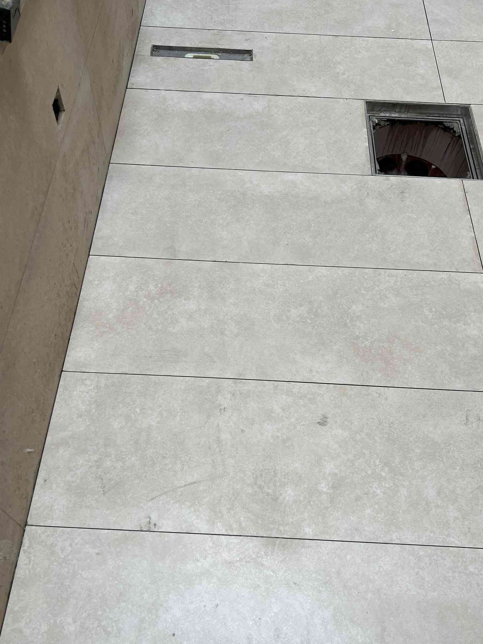 خلفه سيراميك شغل نظيف شغل باشراف هندسي رقم الـهـاتـف تواتصل واتساب ***********
