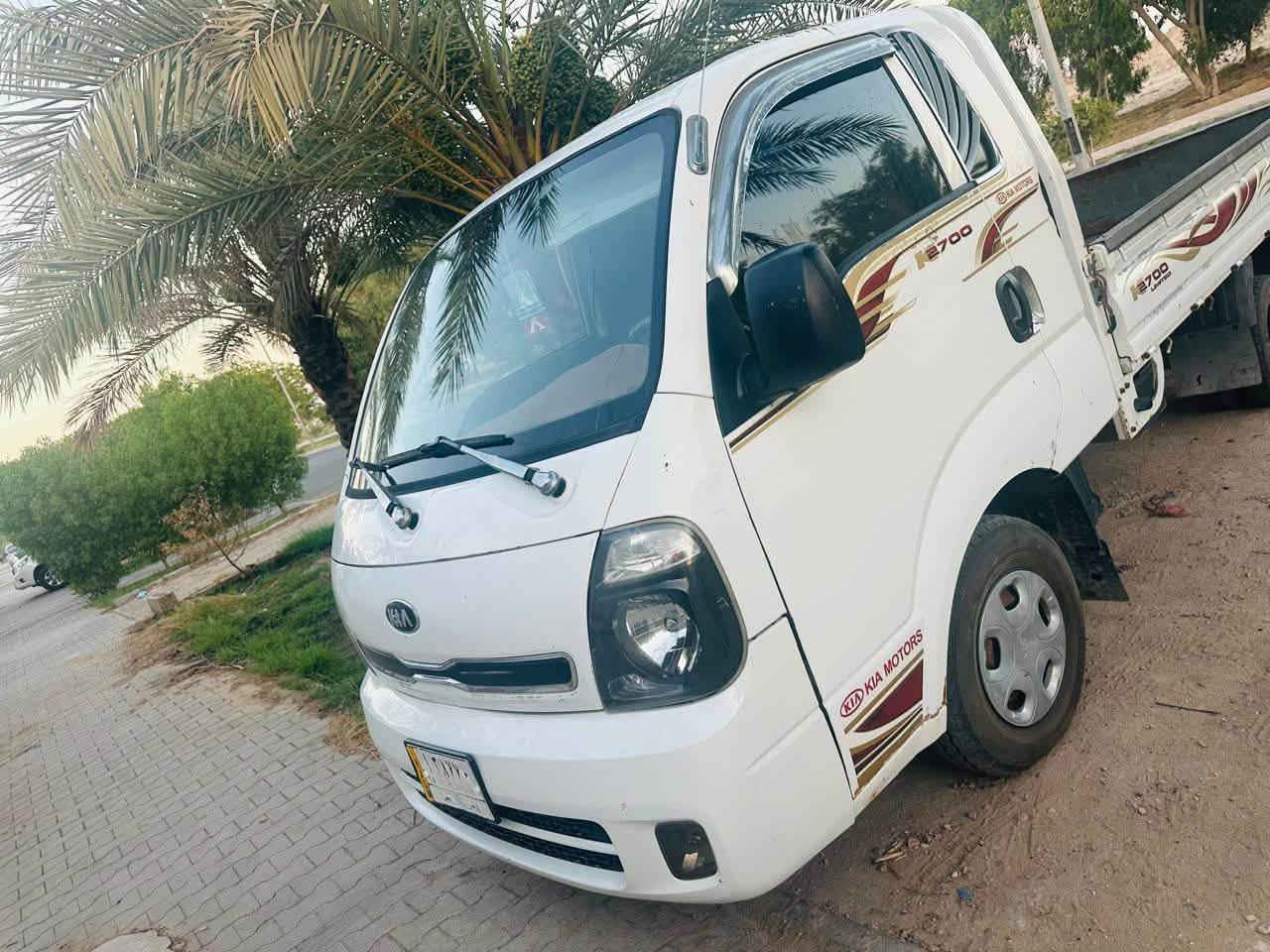 السلام عليكم كيا عموشه للبيع السياره موديل ٢٠١٤
مكفوله عدا شبر بارد جوه الماسحات وصبغ قليل اثر شخط الباب العكس السايق مكان السياره عامريه الفلوجه غير متواجد ع الفيس مكلف باالنشر

***********6
