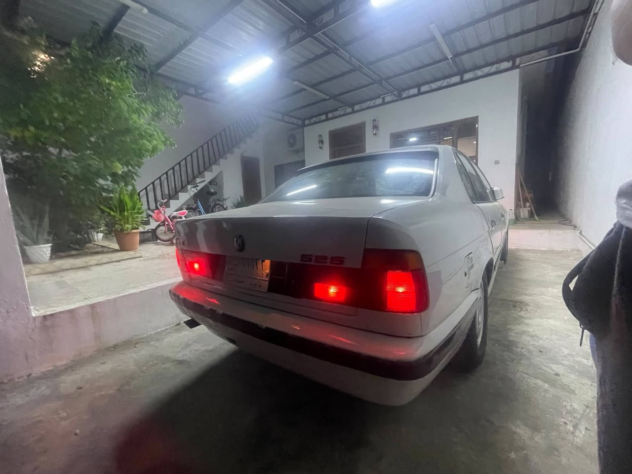 سلام عليكم.. BMWللبيع حزام صبغ كير عادي محرك فل حجم520 سياره جاهزه محرك كير اكسل كهربائيات صدر صار اسبوع دبلات امامي جديد صدر كله شرط قبل اسبوع صلحته شرط التحويل بدون وكاله موديل89سعر34وبي مجال بسيط حك الجيه مكاني كركوك ***********واتساب
