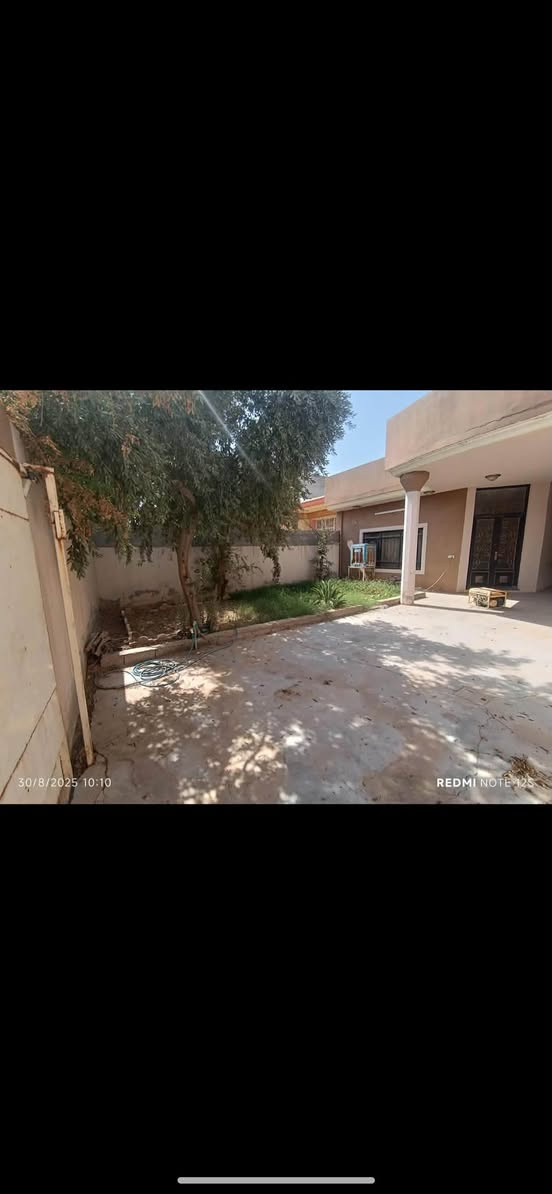 بأمام عباس • ٢٥٠م • مطبخ سيراميك