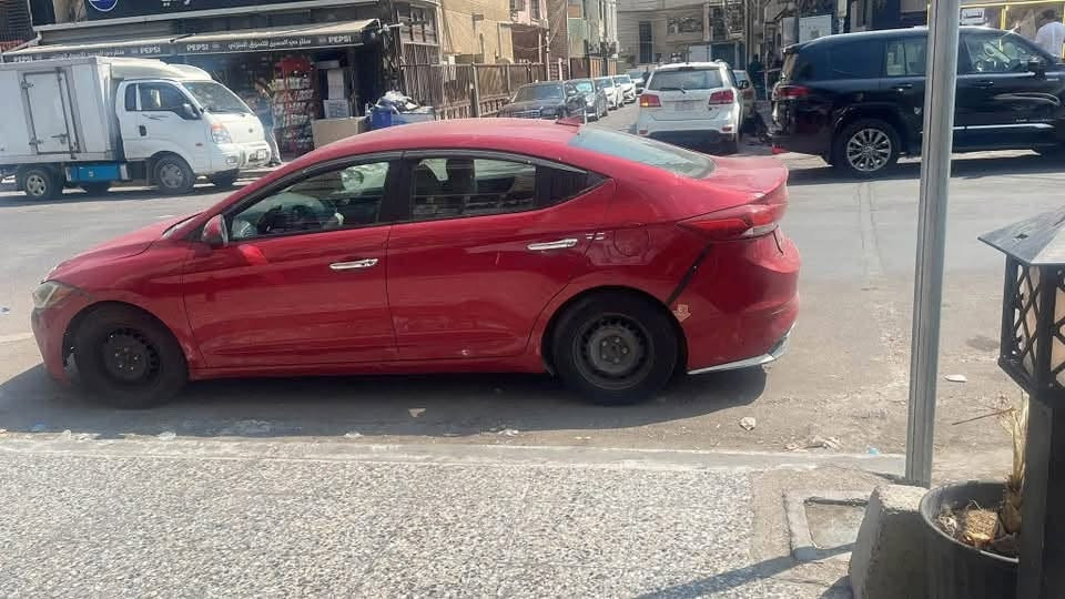 للبيع النترا 17 امريكي قطعتين تبديل وقطعتين كلير سياره جاهزه كبل للشارع تبريد جديد منظومة ماء جديد تايرات جدد گير محرك مكفول السياره بأسمي رقم شمالي المكان حي الجهاد للاستفسار ***********    
اعتذر عن ذكر السعر  بسبب مجهولين الهويه البياع شراي الي يكسرون بحلال الناس ويبيعون غالي للشراي فقط اتصل وادلل واذا مراوس بنيسان يني او ميراج مسيوبيشي حسب القناعه هم اراوس
