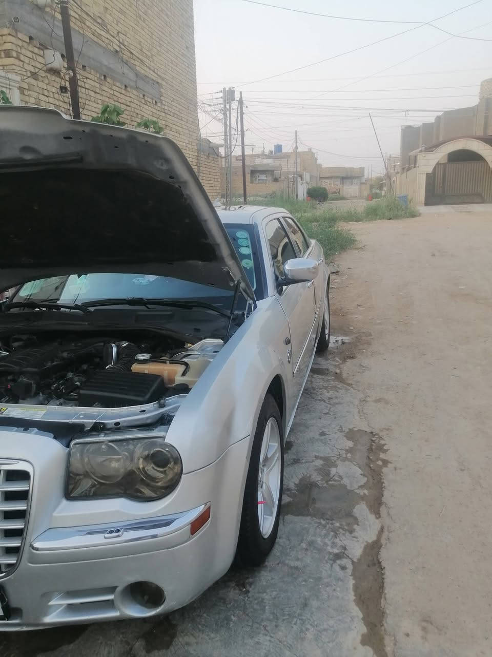 للبيع ٤٠ وبيه مجال الاستفسار *********** أدوات السياره بيه كصه جهاز السياره
