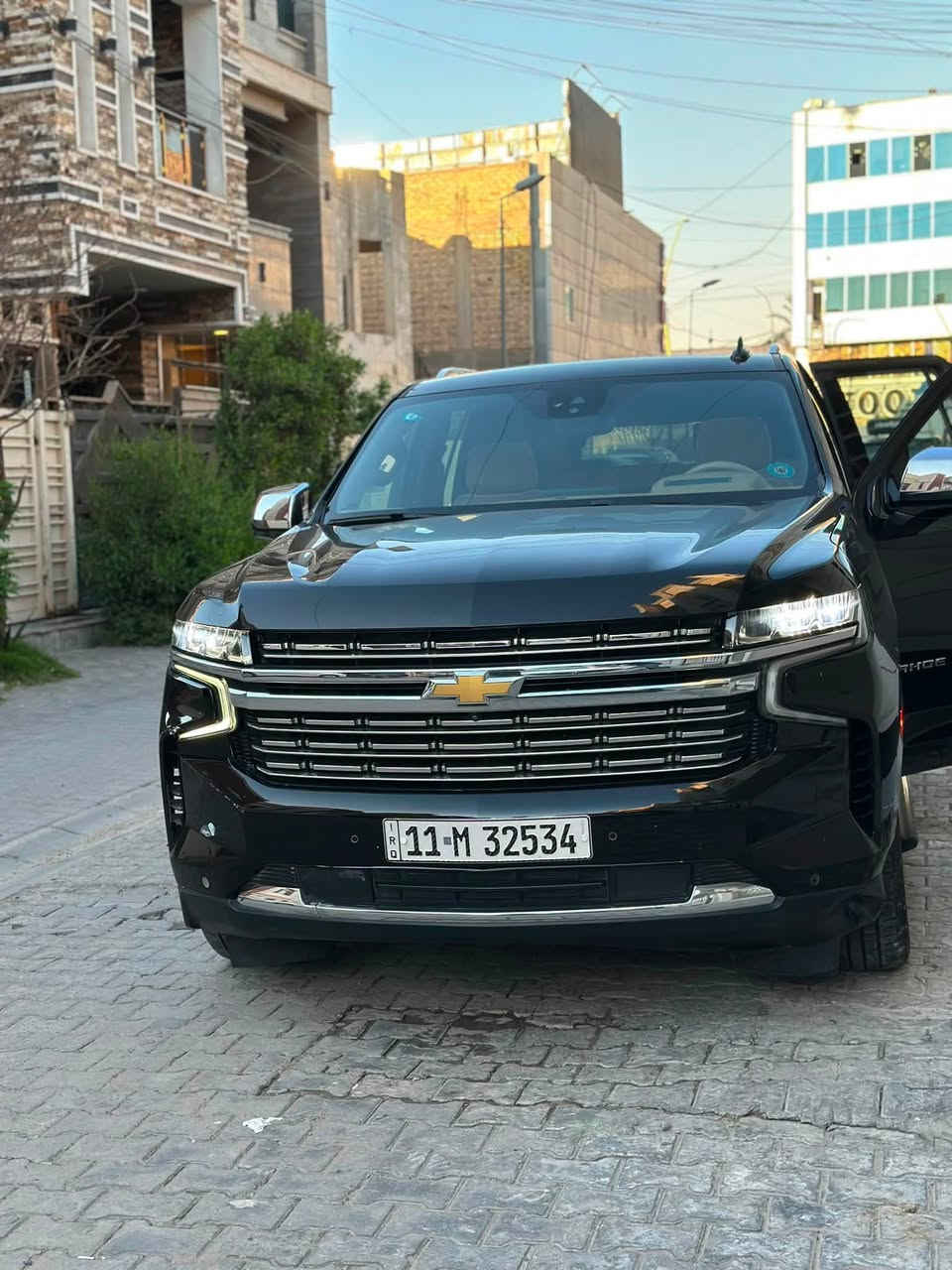 الفئة: بريمير .1
1. الموديل 2021
V8 EcoTec3 لتر 5.3 :المحرك .3
1. الممشه 70 كيلو
2. ناقل الحركة: أوتوماتيك
3. نظام الدفع: رباعي (4WD)
Air Ride + Magnetic Ride Control :التعليق .8
1. عدد المقاعد: 7 ركاب (كراسي كابتن بالصف الثاني)
2. جنوط ألمنيوم 22 إنج
3. مقاعد جلد فاخرة
4. تبريد وتدفئة للمقاعد الأمامية
5. تدفئة مقاعد الصف الثاني
6. ذاكرة حفظ لمقعد السائق
7. شاشة معلومات وترفيه كبيرة
8. Apple CarPlay 9 Android Auto
Bose نظام صوت .17
1. شحن لاسلكي للجوال
2. كاميرا 360 درجة
3. شاشة عرض على الزجاج الأمامي (HUD)
4. مرآة داخلية كاميرا رقمية
5. فتحة سقف بانوراما
6. باب خلفي كهربائي
7. تشغيل السيارة عن بُعد
8. رادار آمامي
(Adaptive Cruise Control) مثبت سرعة متكيف .26
1. نظام النقطة العمياء
2. تحذير الخروج عن المسار
3. فرملة طوارئ أوتوماتيكية
4. حساسات أمامية وخلفية
5. تعليق هوائي جكات
العنوان بغداد الاعظميه
السعر 45 مجال بسيط 
للاتصال ‭***********‬
