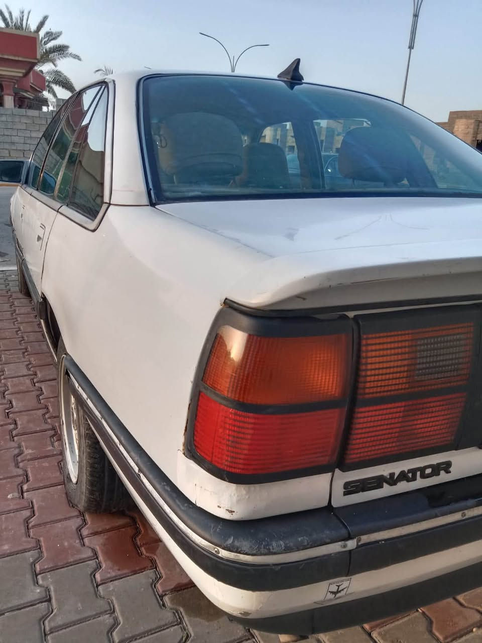السلام عليكم
للبيع اوبل سيناتور موديل 92

گير عادي 

محرك 26 شرط كبس 

رقم كركوك 
السعر 32 

المكان العلم للاستفسار /***********
