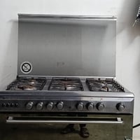 طباخ • نضيف • ما بيه عيب