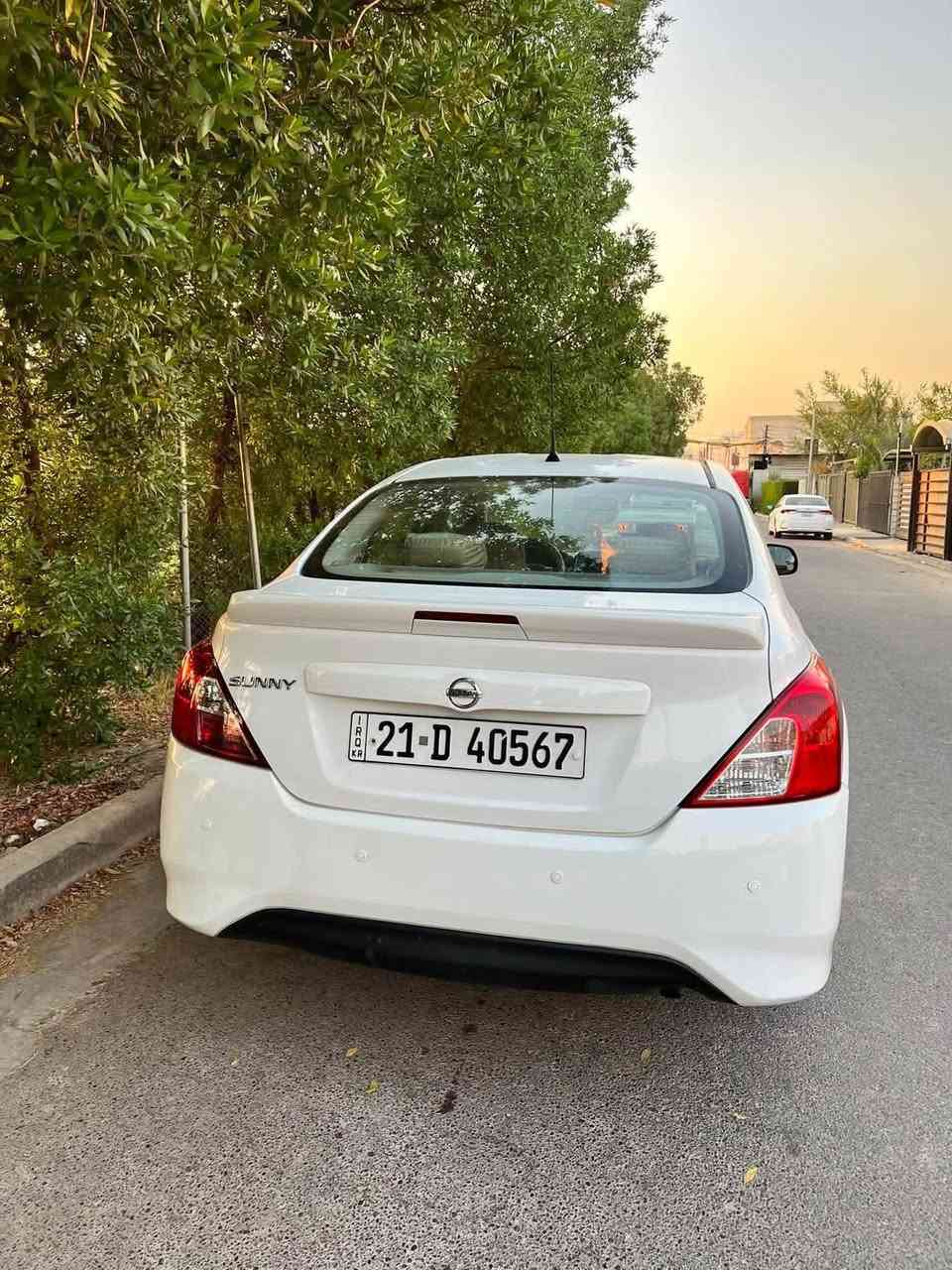 بۆ فروشتن 
نیسان سەنی ٢٠٢٢
تاپلو سلیمانی
٩٨ هەزار جووە
سونار لەگەل وینەکان دایە
بۆ زانیاری:

***********
#i_M_Show
