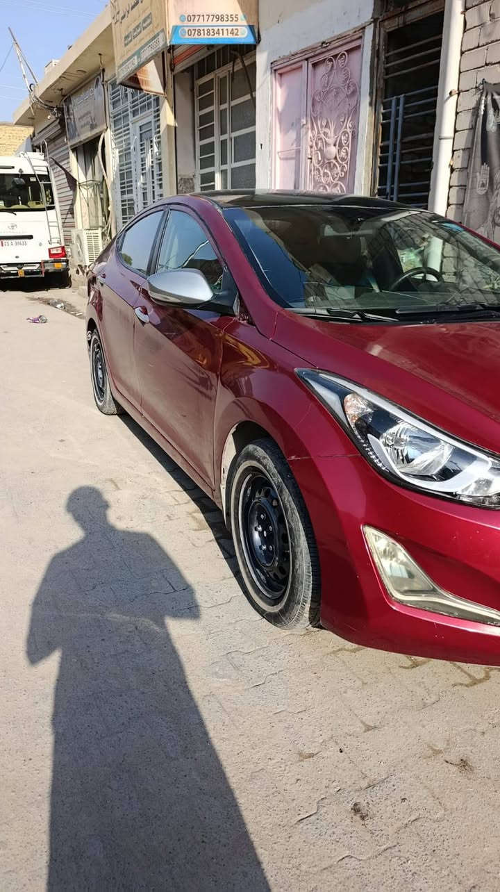 النترا موديل ١٥ خليجي مكينه 1600 رقم جديد بصره راعيه بالنجف مداور بالنجف مكينه وگير وحداديه وتبريد جاهزه
السياره مچفيه عل قماره حوض وشواصي ولغود سليمات 
مكان السياره نجف السعر 75 وبيه مجال الاتصال ***********
