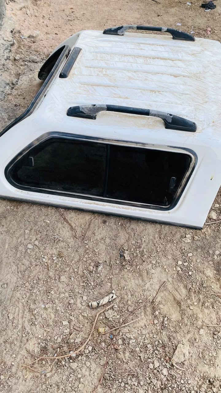 نيسان • غلاف بدي • قطع غيار