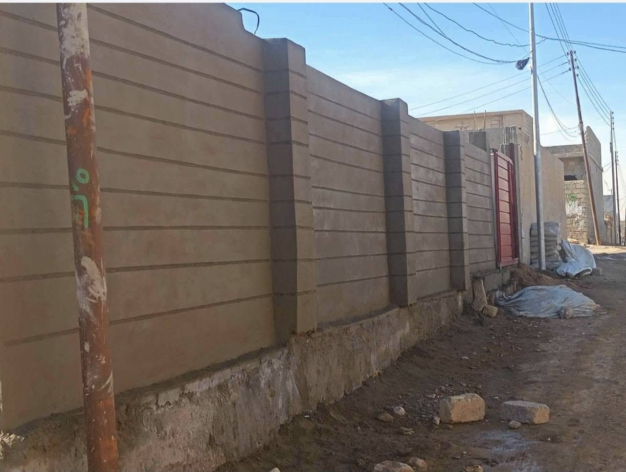 علق والرزق على الله
مكلف بالنشر 
الاسطا ابو سيف للبخ البيوت وعمل لبخ للحيطان جص وجمنتو  بشكل مزخرف او عادي
هذي نماذج من شغلي
وهذا رقم صاحب العمل الاسطا ابو سيف 
***********
