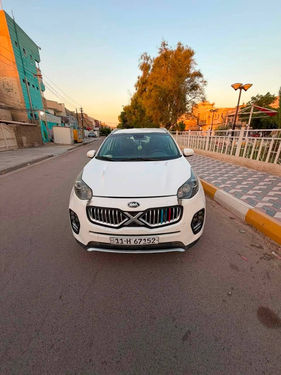 السلام عليكم
• kia sportage 2018 وارد امريكي
GDi 2.4 محرك •
Jio 83 amilo •عداد السياره 
• كير ومحرك مكفولات
• تبريد قطعتين ❄️ ثلج
• شاصي مكفول
. انظمه قياده سبورت وايكو . تحكم ستيرن
. سنتر لوك
. السيارة مداريها وفقط محسن افولها . هاند بريك كهربائي
بخصوص الحادث مثل ما موضح بالصور والدعامية بيها طخه خفيفه ومرجعيها باللحيم وبالنسبة لضربتها مو قوية وكله
موضح بالسونار
السيارة وين متريد اخذها للفحص داخل بغداد والفحص يكون على حساب المشتري
رقم بغداد انكليزي تحويل فوري بدون وكالة .

السعر :157 ورقة وبيهه مجال قليل مكان السياره المشتل

⭕️التواصل على الارقام فقط الخاص مغلق⭕️

*********** — ***********
