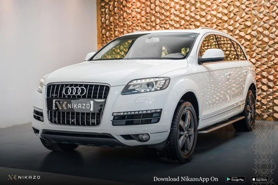 أودي Q7 موديل 2015 ( خـليـجـي ) 
زيوو من شركة اربيل كلش نظيفة حلوة
محرك V6 3.0 سوبر جارج كشن جلد 7 راكب
رقم صاحب سياره( ***********)سعر(185)$ بيها مجال
                  
سيارة ماشية 135 ألف كم فقط .كلين بدون صبخ
المواصفات 
ويل كب اسود 20 سيدي جنجر 8 أقراص وقابلية حفظ الأقراص تلفون  وبلوتوث  سمعات haman kardon  محرك V6 3000 سوبر جارج ثلاث انظمة قيادة اوتوماتيك عادي وسبورت 8 نمر كشنات الامامية كهربائية 7 مقاعد بردات كافة الجام بلادي أصل الجام مع البنوراما يقفل تلقائيًا عند تقفيل السيارة الابواب والصندوق سنتر لوك كامرة اماميه وخلفية دوارة حساسات أمامي خلفي تبريد ثلاث قطع امامي وخلفي وبالتكم شاشة كبيرة مع تحكم ماوس بيها نظام ايكو اقتصادي ازرار الاستيرين فول من تحكم تلفون وصوتيات ومثبت سرعة لايت عالي ناصي زنون متحرك كاشف الضباب دراك لايت مري قلاب اشارات بالمري
