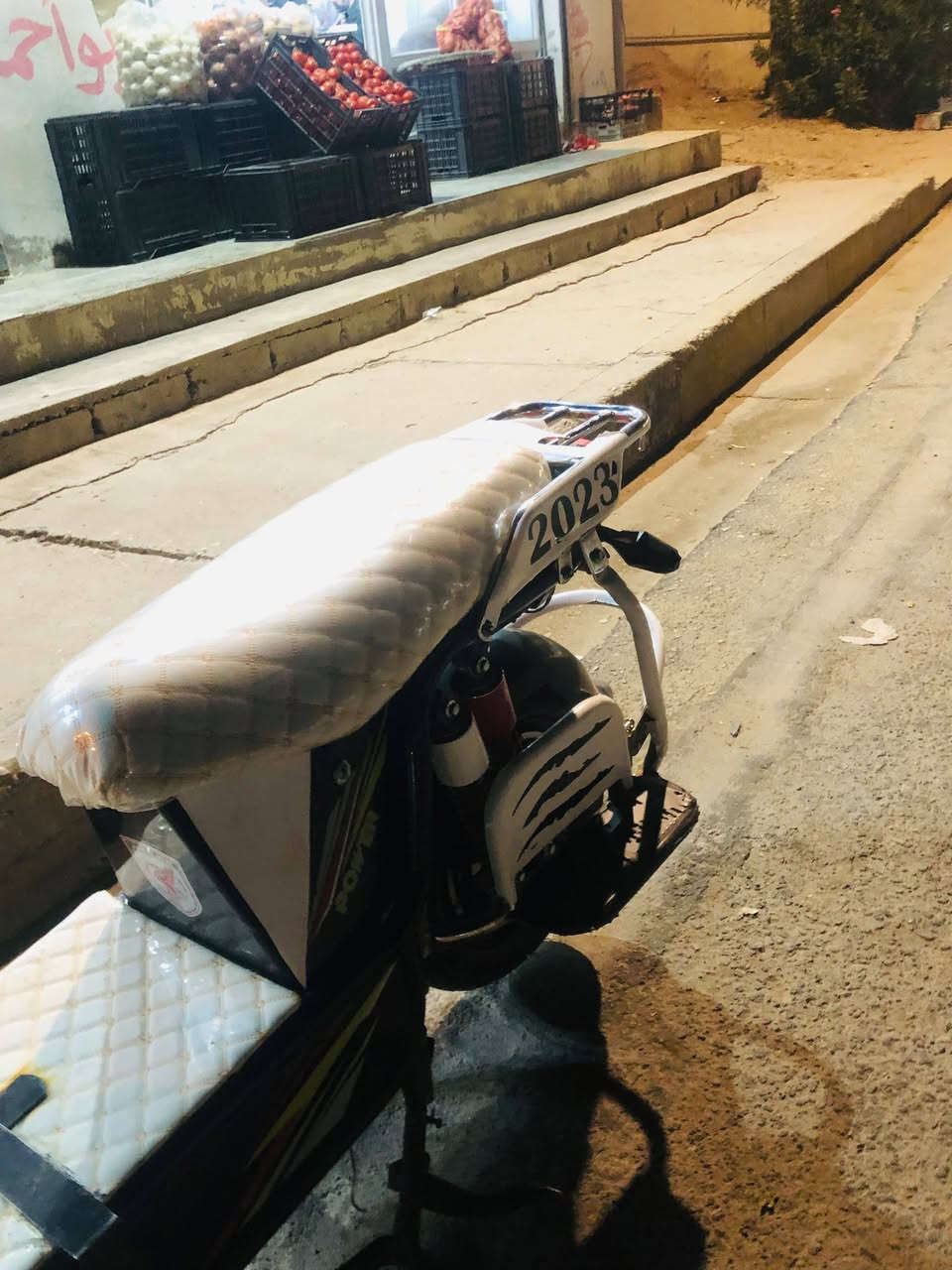 ماطور شحن هيوشه للبيع بطاريات على الفحص الكهربائيات كلها شغاله نظيف والسعر 475 وبي مجال والاستفسار على هذا الرقم *********** 📞
