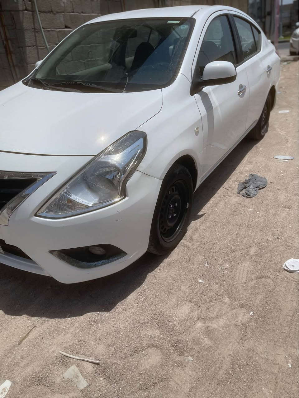 نيسان سني موديل 22 مكفوله ضربه وصبغ وتبديل فقط بارد موضح بلفحص بسم شركه وكاله أو تحويل سنويه مامنتهيه لغايه 27 السعر 98$
*********** البصرة, العراق
