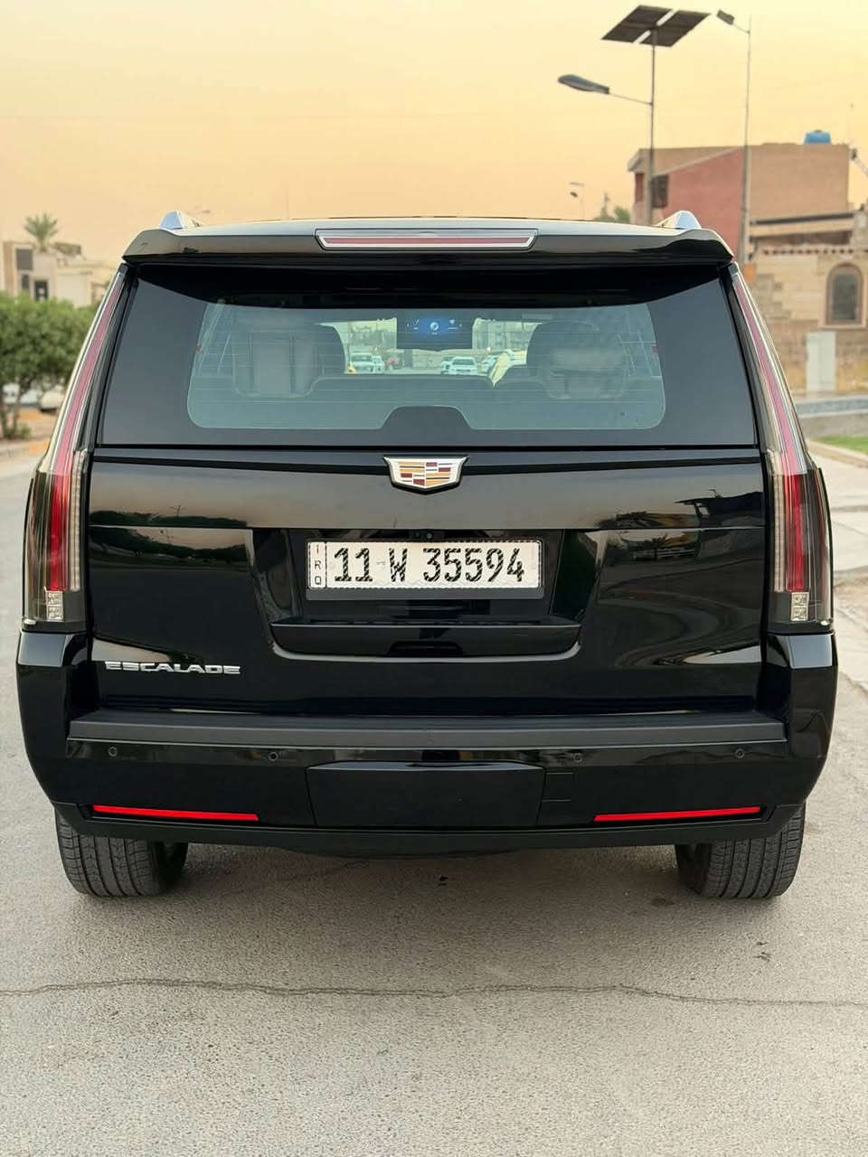 من رخصت ادمن
للبيع فقط بدون مراوس 

كديلاك اسكاليد بلاتينيوم ابلاك ادشن قليل منه اكو 
موديل : 2020 خليجيه السياره كفاله من الصبغ بيهه رصعات قليله وبيهه بارد قليل بس كفاله من الصبغ ابد 
السياره خير من الله 
ماشيه 107 الف 
فول مواصفات اعلى فه 

1- حساس خلفي امامي 
2- سماعات باكشن 
3- رادار 360 درجه 
4- اتو بارك 
5- هدبريك اوتو 
6- بصمات 2 وياهه 
7- كرسي مساج 
8- ستير كهرباء 
9- دتفه تبريد كشنات 
10-شاحن واير ليس 
11- ثلجه داخليه 
12- دوسات كهرباء 

السياره اهواي بيهه موصافات خير من الله 
اخوي العزيز اذ يعجب السعر اتصل واذ ما يعجب اكتب كلمه طيبه واعبر منشور 

السعر مطلوب : 385 ورقه وبيه مجال للطيبين 

العنوان : بغداد 

رقم :*********** 

اتصل وتدلل مع تحياتي للجميع
