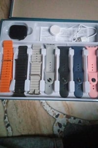 ساعه اكترونيه جديده
